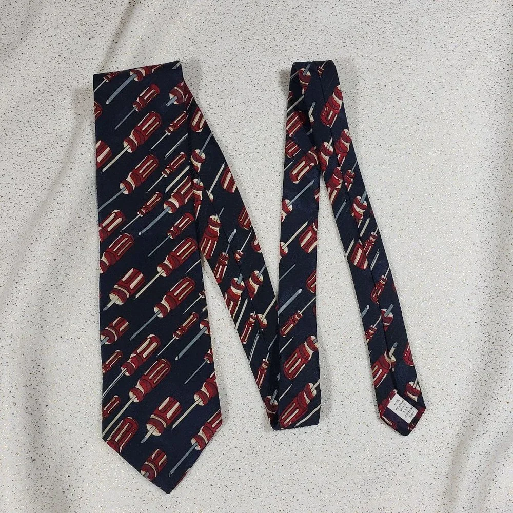 Vintage Home Improvement flying screwdrivers tie‎